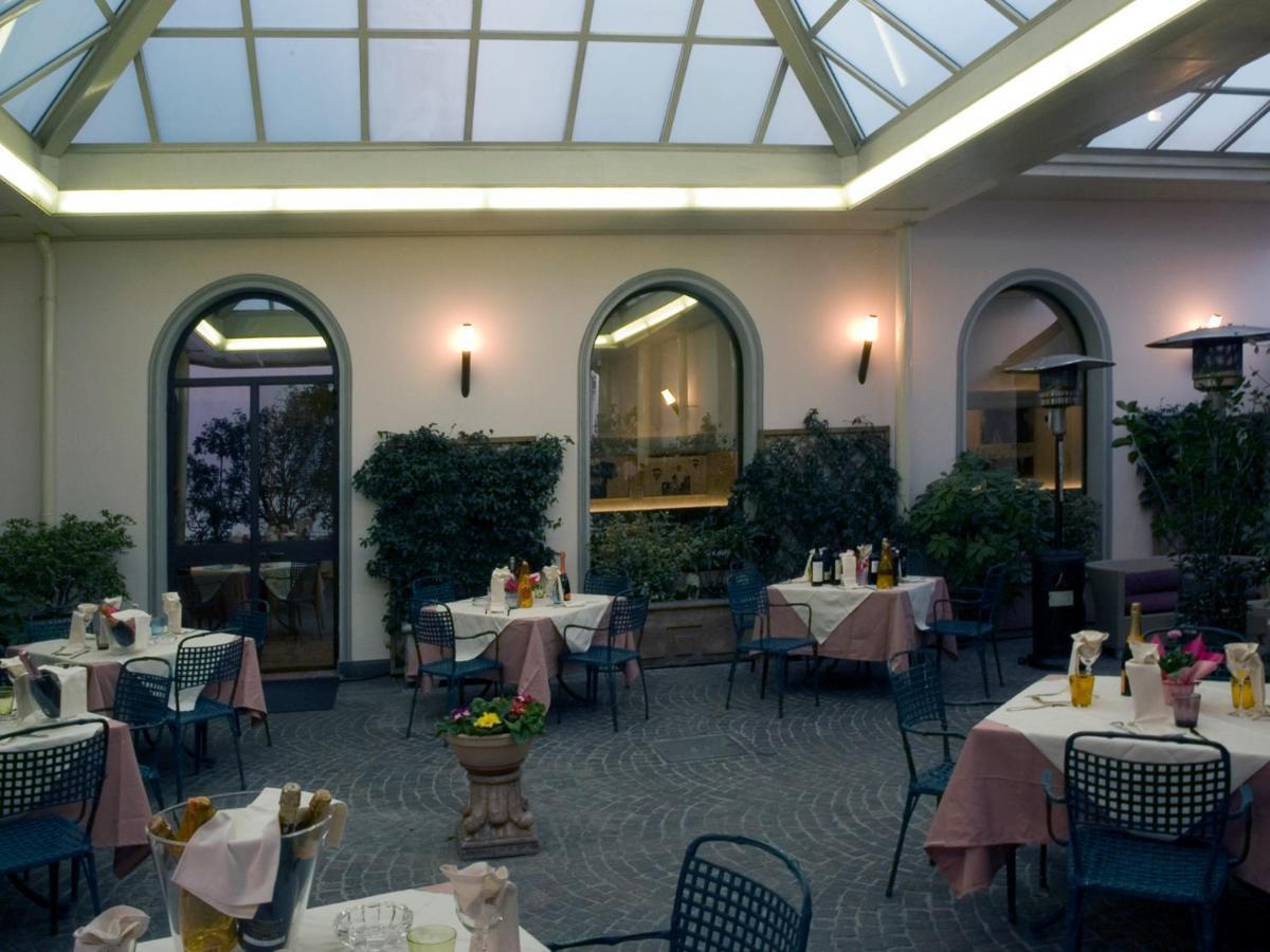 Hotel Verdi Boutique Hotel Parma Exterior foto
